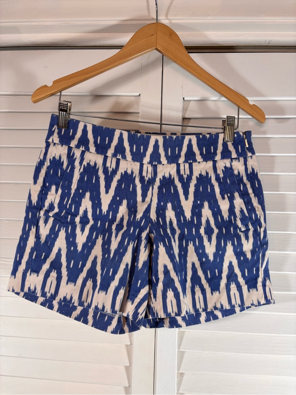 J.Crew Factory City Fit Chino Shorts Size 0 Blue Ivory Ikat Print Cotton